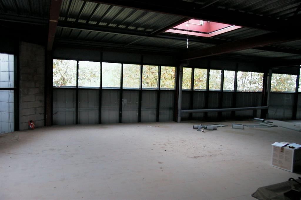 Etat des lieux d'un batiment industriel à aménager en bureau