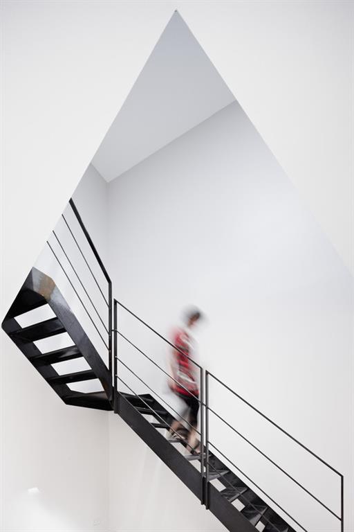 Escalier contemporaine à structurel métallique