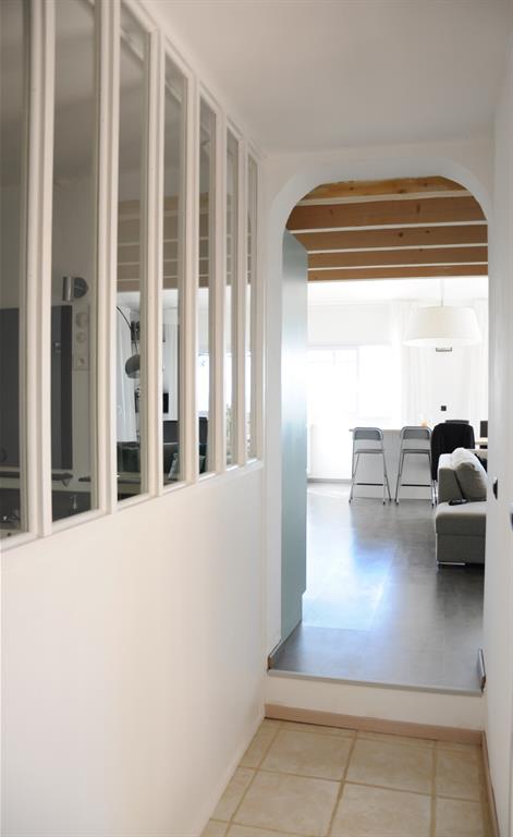 LE 16 - SALLE DE BAIN ET VERRIÈRE - 1ER ÉTAGE