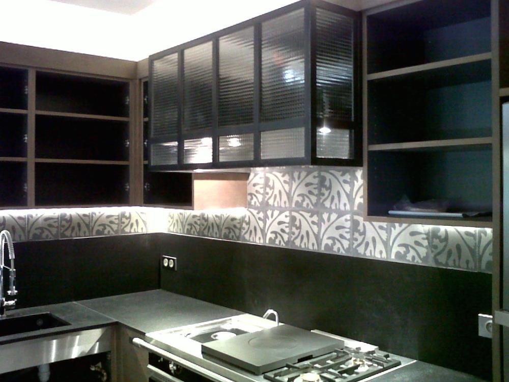 Cuisinière Lacanche et hotte Novy pour un cachet très authentique