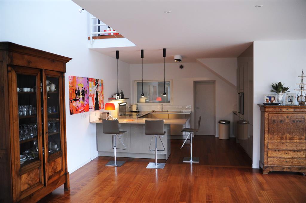 Cuisine ouverte en U conviviale