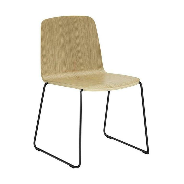 Chaise en bois de frêne laqué 53 x 79 cm