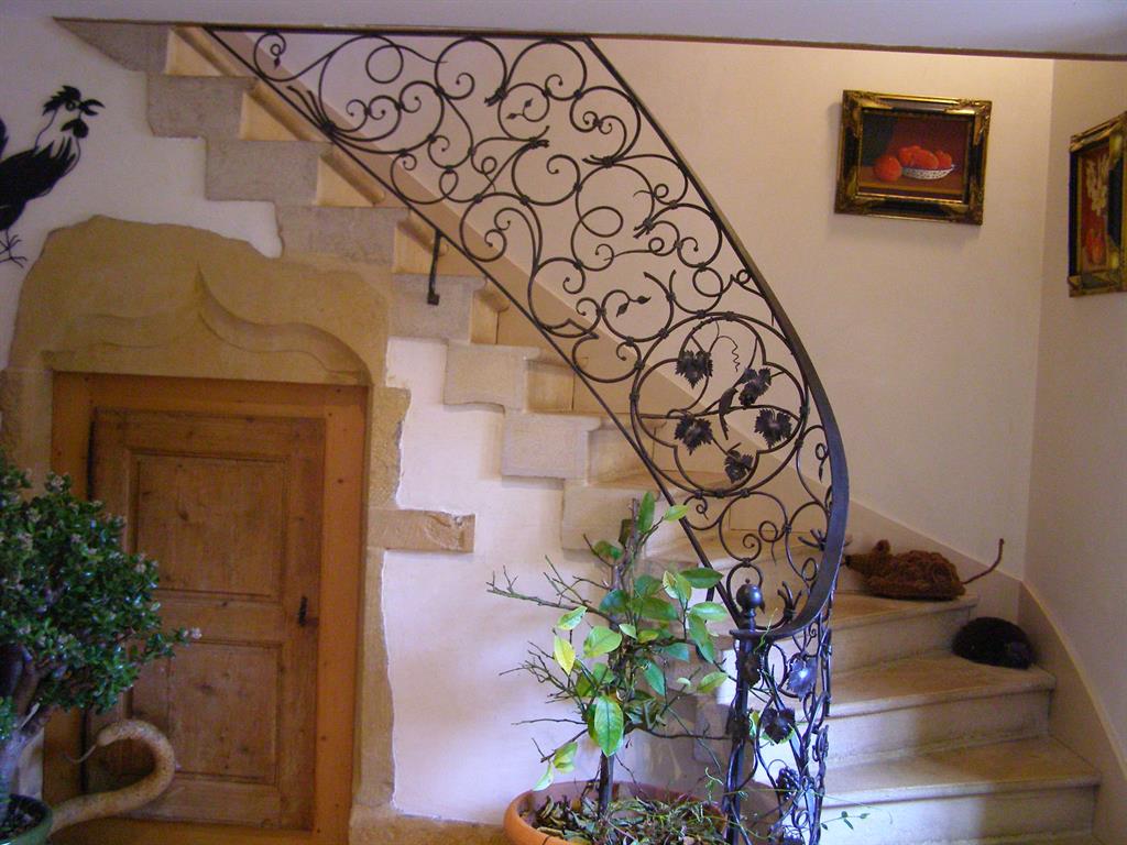 Rampe contemporaine volutes
