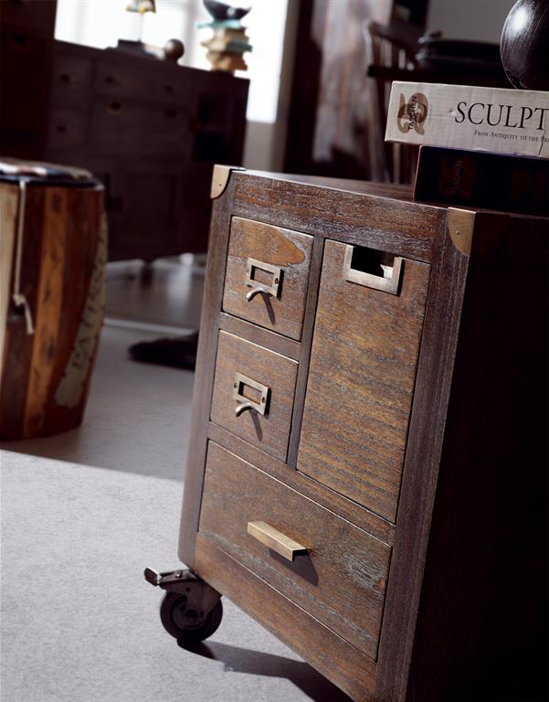 Meuble vintage en bois