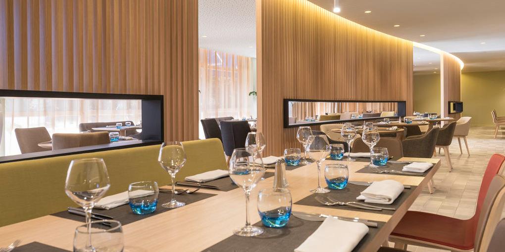 Rénovation et aménagement des espaces communs de l'hôtel Novotel http