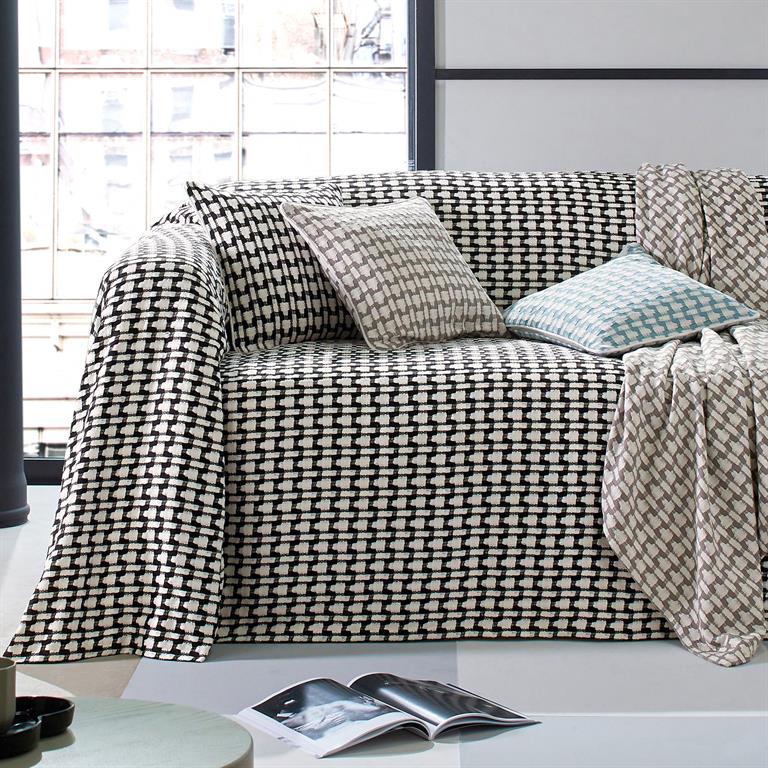 Plaid 150x150 noir en coton