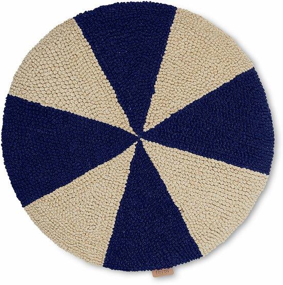 Coussin rond brodé en coton bleu et blanc 40 cm Arch - Ferm Living