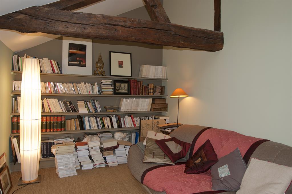 L’annexe en rez de jardin devient un agréable boudoir