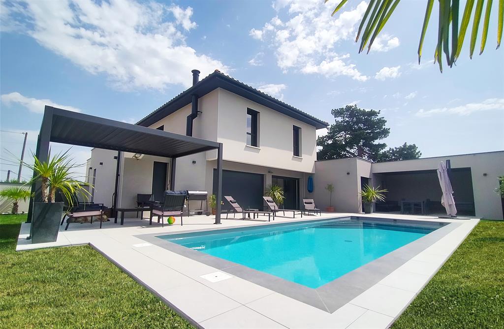 Espace piscine paysager