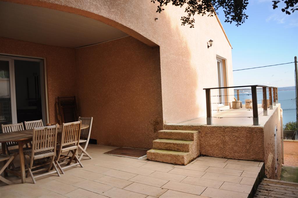 LE 16 - TERRASSES