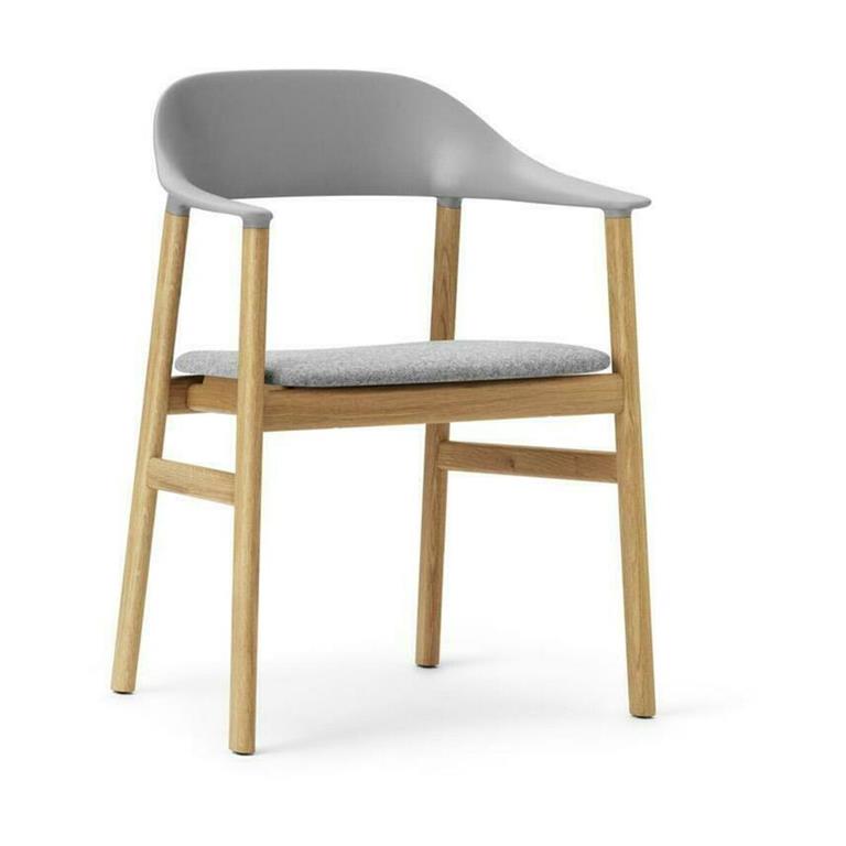 Chaise avec accoudoirs en chêne et rembourrage gris Herit Synergy