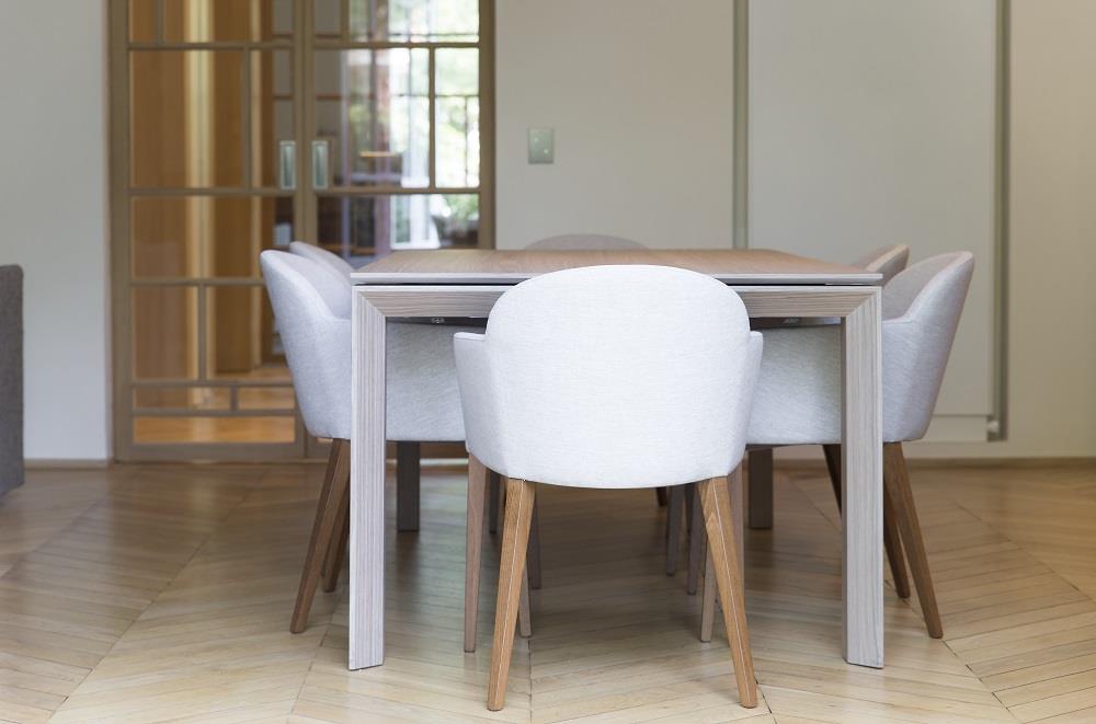 Ensemble table et chaises Calligaris Paris