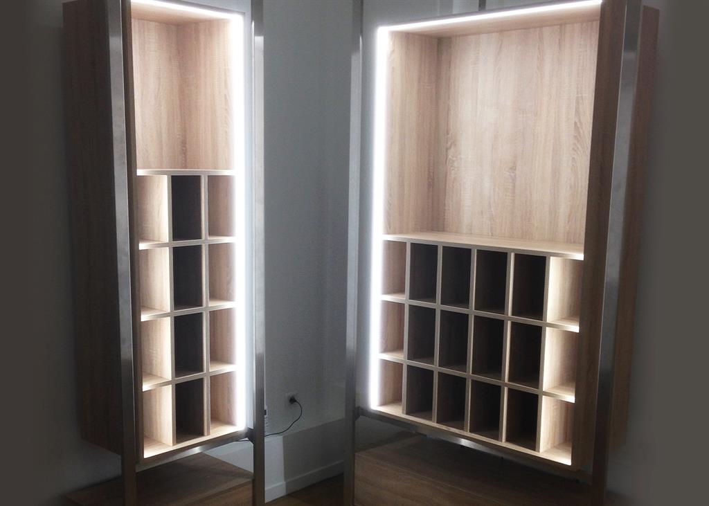 Placard ouvert pour exposition produits 