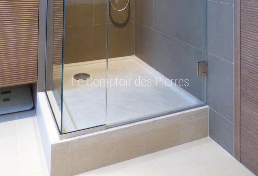 Bac de douche en pierre naturelle