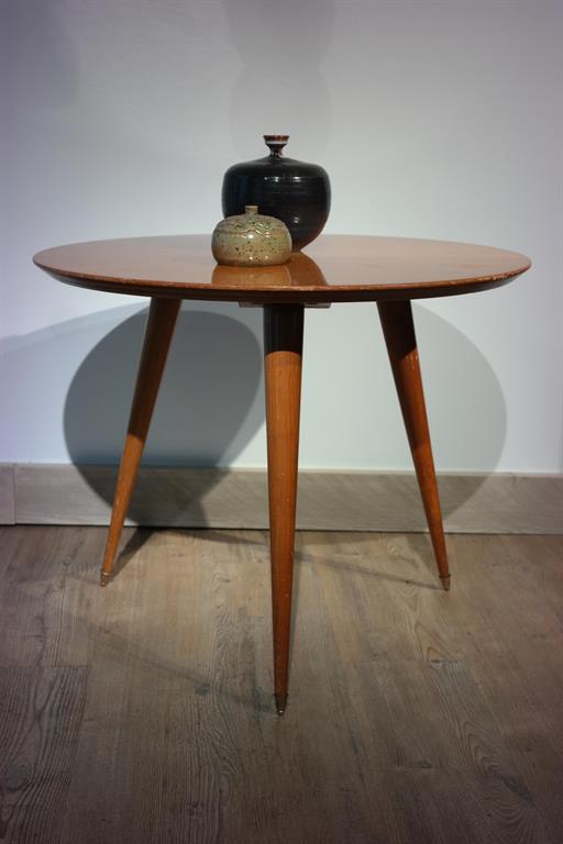 Table tripode - France
