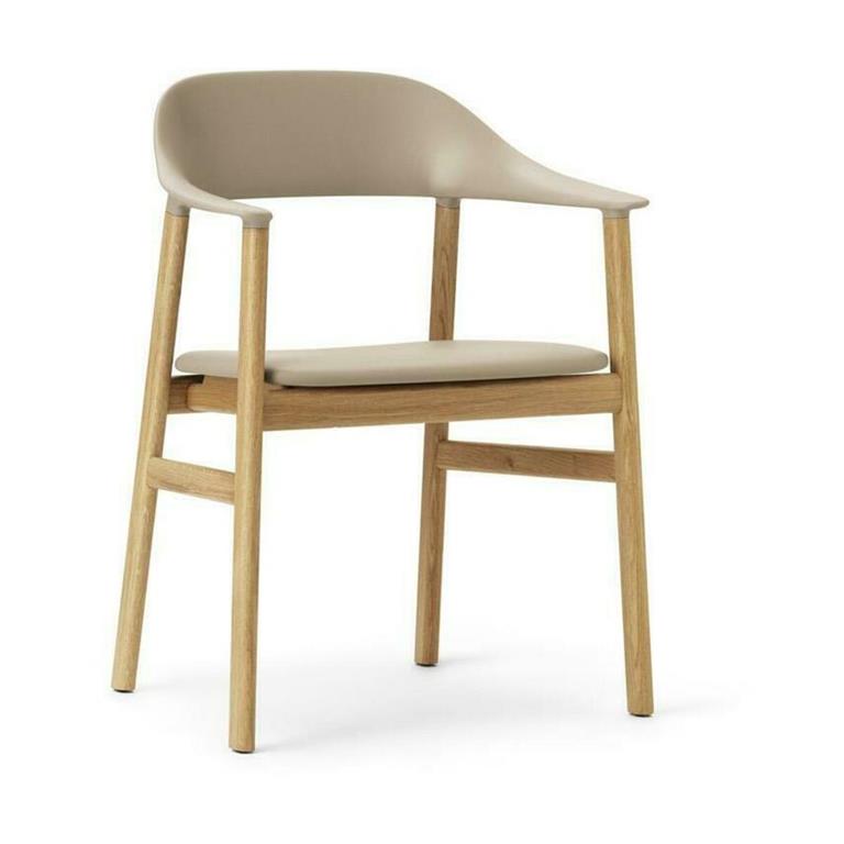 Chaise avec accoudoirs en chêne et cuir sable Herit Spectrum Leather