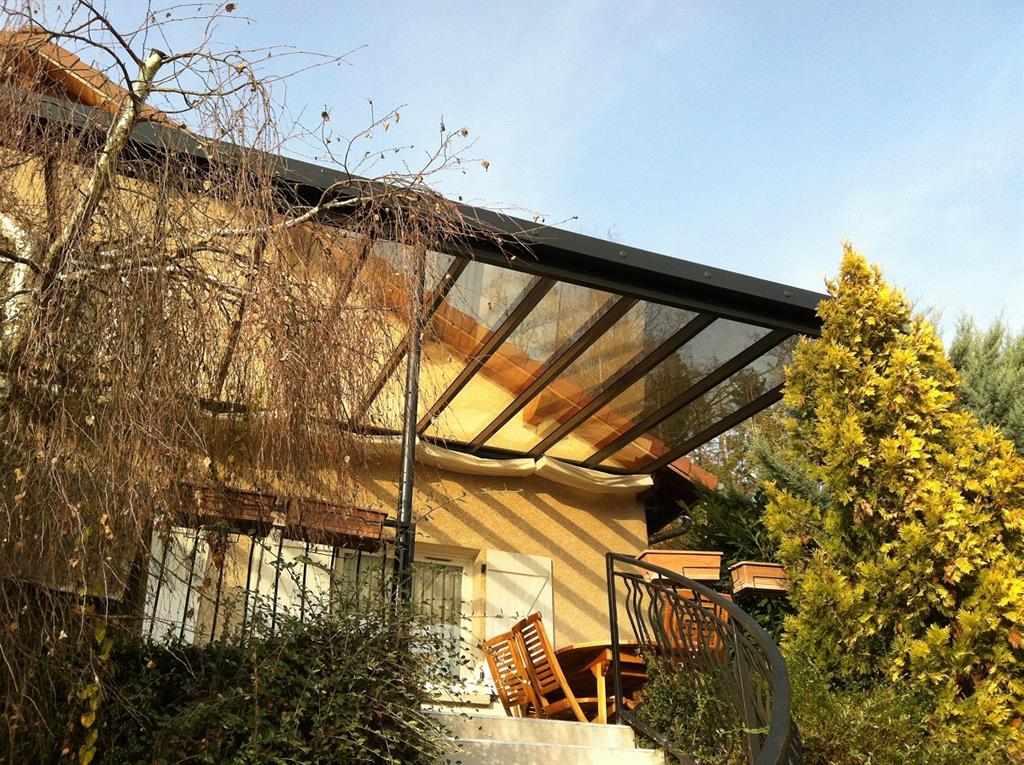 Terrasse couverte : pergola, bois flotté ou voile d'ombrage
