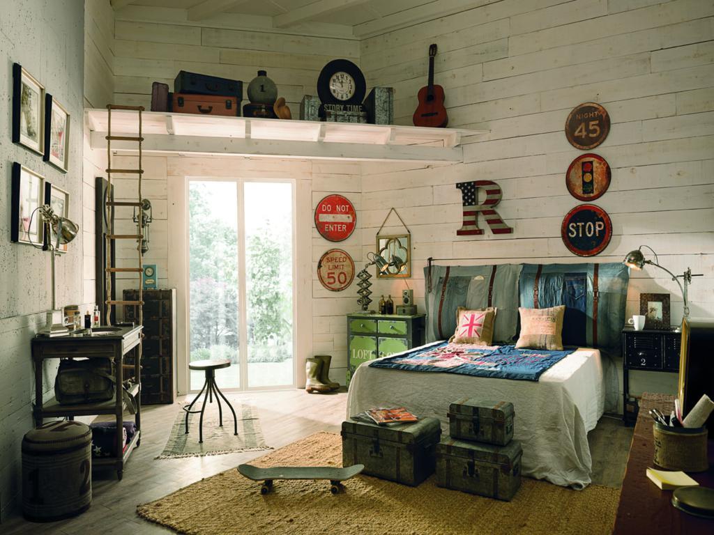 Chambre pour les enfants by Dialma Brown