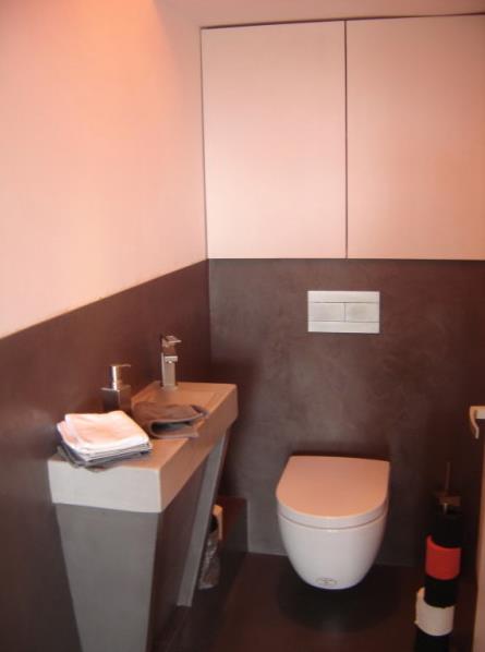 Wc suspendu avec rangement intégré