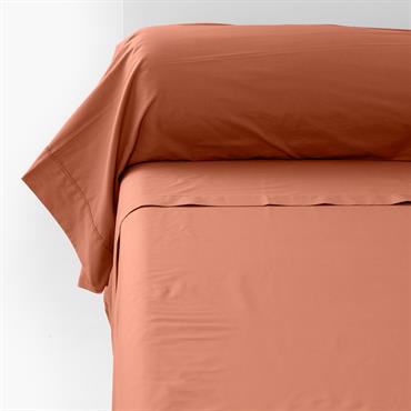 La taie de traversin NeoSa large gamme de coloris vous permet de décorer votre intérieur de toutes les couleurs.La taie de traversin Neo tomette en percale de coton vous apporte ...