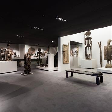 Conception et réalisation d'une galerie d'art africain  Domozoom