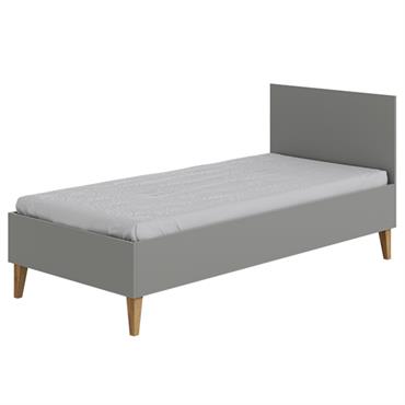 Comme tous nos produits, ce meuble respecte l’environnement. Ce lit enfant en bois est fabriqué de façon artisanale et 100% européenne.Composé de panneaux de bois mesurant 18 mm d’épaisseur et ...
