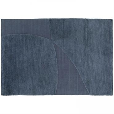 Vous aimez les accessoires déco qui allient l'artisanat et la modernité ? Le tapis en laine à motif FELIPE est fait pour vous ! C'est un tapis tissé à la ...