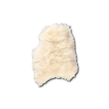 La peau de mouton islandaise est une peau 100% naturelle. Cette peau de mouton est naturellement douce et confortable. La peau convient dans un intérieur moderne où règne le cocooning. ...