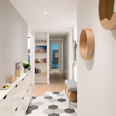 Il y a plusieurs années de ça, les actuels propriétaires ont posé leurs bagages dans cet appartement et y fondé ... Domozoom