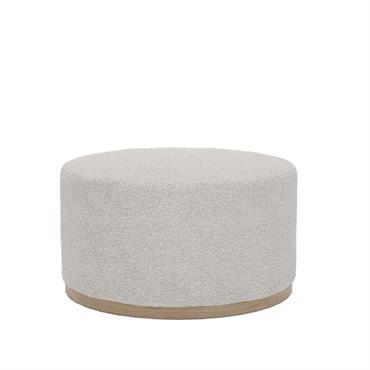 Grand pouf ottoman effet fourrure blanche VictorOn ne voit que lui tant sa silhouette est frappante d'élégance, et pourtant ce pouf ottoman en bouclette se glissera là où vous le ...
