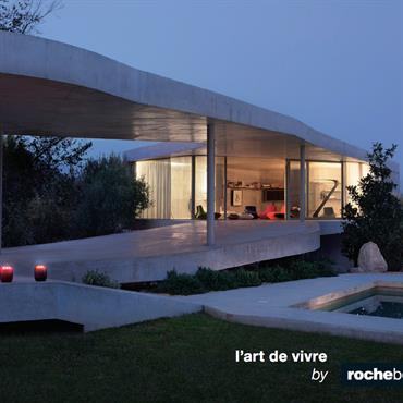 L’ART DE VIVRE BY ROCHE BOBOIS
SE SENTIR HEUREUX C’EST SE SENTIR BIEN QUELQUE PART, SE SENTIR INSPIRE´...
LE VOLUME, L’ESPACE, LA ... Domozoom