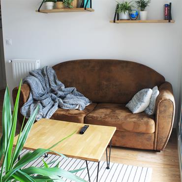 Aménagement et conseil couleur pour une cuisine ouverte sur salon/séjour. Dans un style industriel chaleureux. Coté chambre il souhaite une ... Domozoom