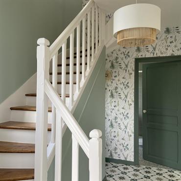 Habitée par une personne âgée, cette maison a été rénovée de fond en comble pour lui donner un second souffle. ... Domozoom