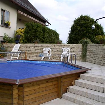La piscine est un grand bonheur l’été mais elle n’est rien sans la plage de piscine et ses abords paysagés ... Domozoom