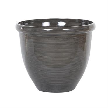 Améliorez votre espace extérieur ou intérieur avec cette jardinière élégante, élégante et moderne. Doté d'une forme ronde, associé à une surface très brillante, il convient parfaitement au balcon, au rebord ...