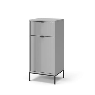 Chaque élément de la série Eliza garantit une ambiance élégante et une qualité de premier ordre pour une atmosphère de salle de bains harmonieuse. Les façades extravagantes au design moderne ...