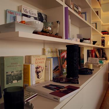 Bibliothèque d'angle