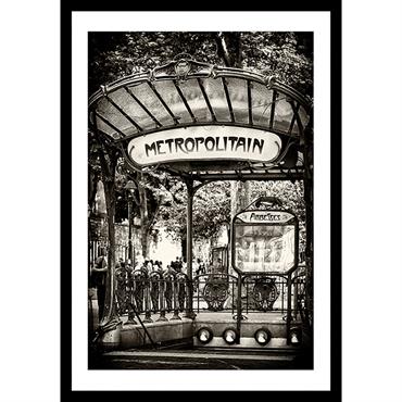 Affiche 40x60cm encadrée avec un passe partout 100% Made in France imprimée sur un papier mat et épais (225 g/m² ). Le cadre est en bois de couleur noir, avec une ...