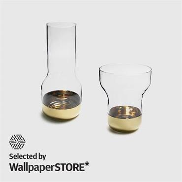Les vases NUDE avec socle Or (collection Contour) sont désormais en vente sur le site WallpaperSTORE!  Domozoom