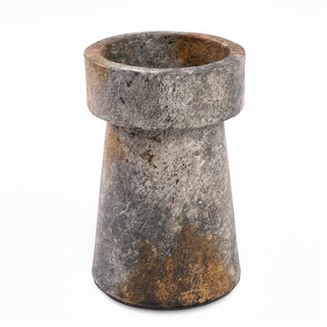 Ces bougeoirs en terre cuite sont magnifiques ! Leur forme unique - que l'on apprécie davantage s'ils sont regroupés en un ensemble de taille S, M et L - est ...