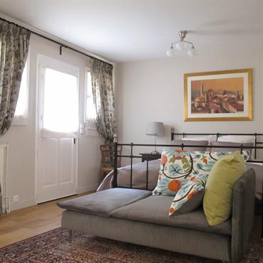 Decoration et amenagement d'une maison: salon, chambre d'amis, chambre d'enfant, salle a manger, entree  Domozoom