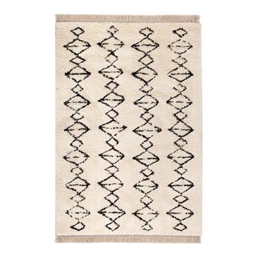 Un tapis pour sublimer votre intérieur ! Le tapis Zagora de la marque Vivaraise ajoute de l'élégance à votre domicile. Sa couleur claire illuminera votre espace. Il bénéficie également de ...