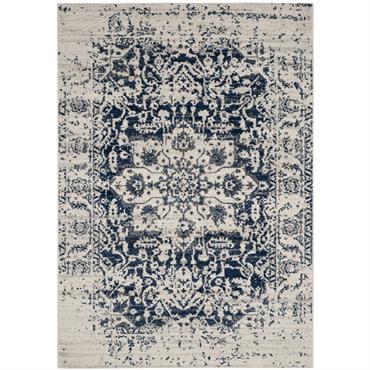 L'élégance d'antan devient un décor chic, à la mode du métro, dans ce tapis de zone au style contemporain et à la finition design. Les médaillons traditionnels et les fleurs, ...