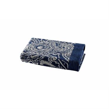 Cette serviette est une invitation à l'évasion dans votre salle de bain.Son grammage de 550 gr/m² et sa composition en éponge bouclette 100% coton peigné vous assurent douceur et absorption ...