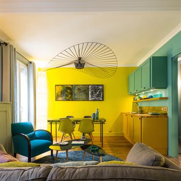 Cuisine, salle de bain bibliothèque et mobilier: tout a été dessiné et réalisé sur mesure pour conférer à ce petit ... Domozoom