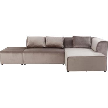 Ce canapé d'angle composé d'un pouf, d'une méridienne et d'une assise centrale est modulable selon vos envies. Très confortable avec son tissu en velours, le canapé Infinity s'adaptera à un ...