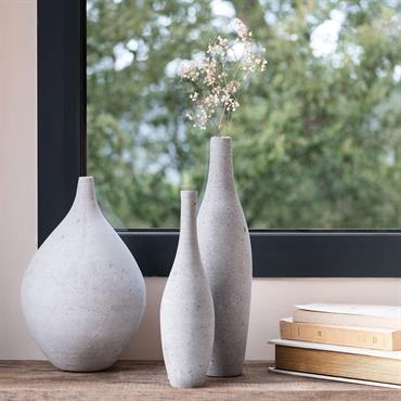 Vase bouteille en polystone effet béton H30cm - gris moyenCALCIS