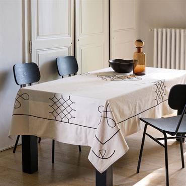 Cliquez pour agrandir et passer en diaporama Nappe en coton brodée - écru 140x250cmMONIA