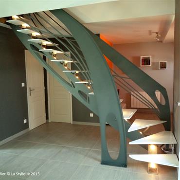 Escalier design acier Art Nouveau