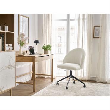 LA COLLECTION Assortissez vos chaises à votre canapé et offrez-vous un intérieur 100% harmonieux avec les nouvelles collections de chaises BOBOCHIC ! Découvrez la collection de chaises LALIE au design ...